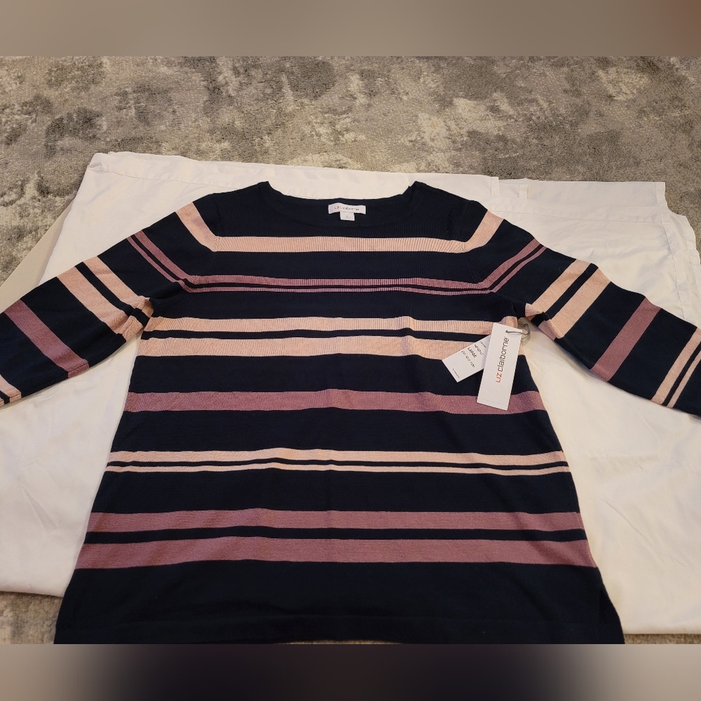 Liz Claiborne Lightweight Sweater